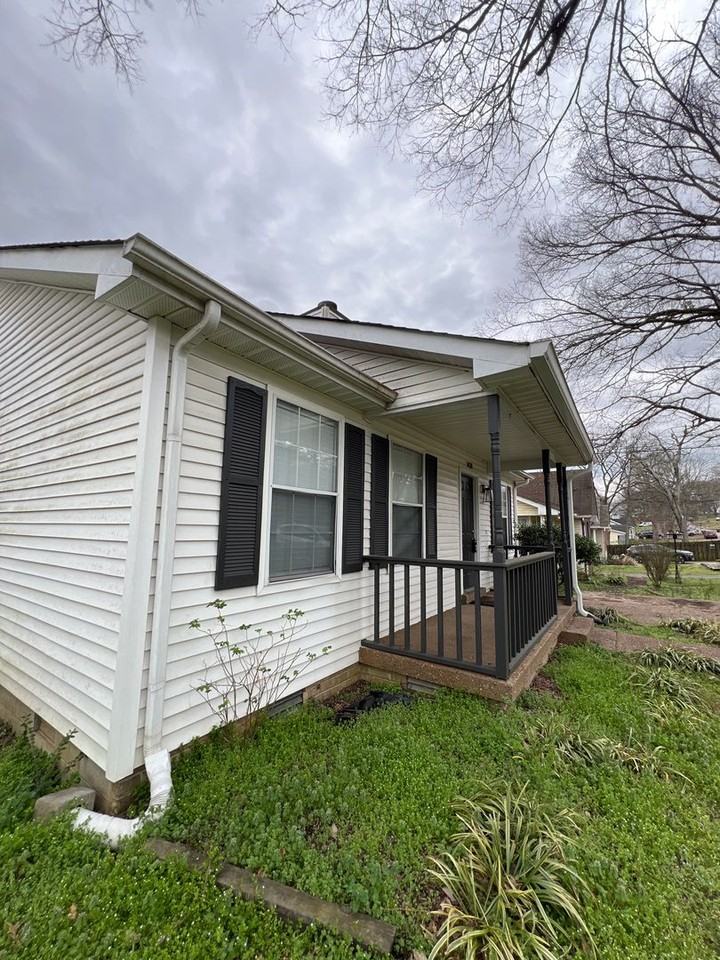 1439 Mohawk Trl - Photo 2 of 43