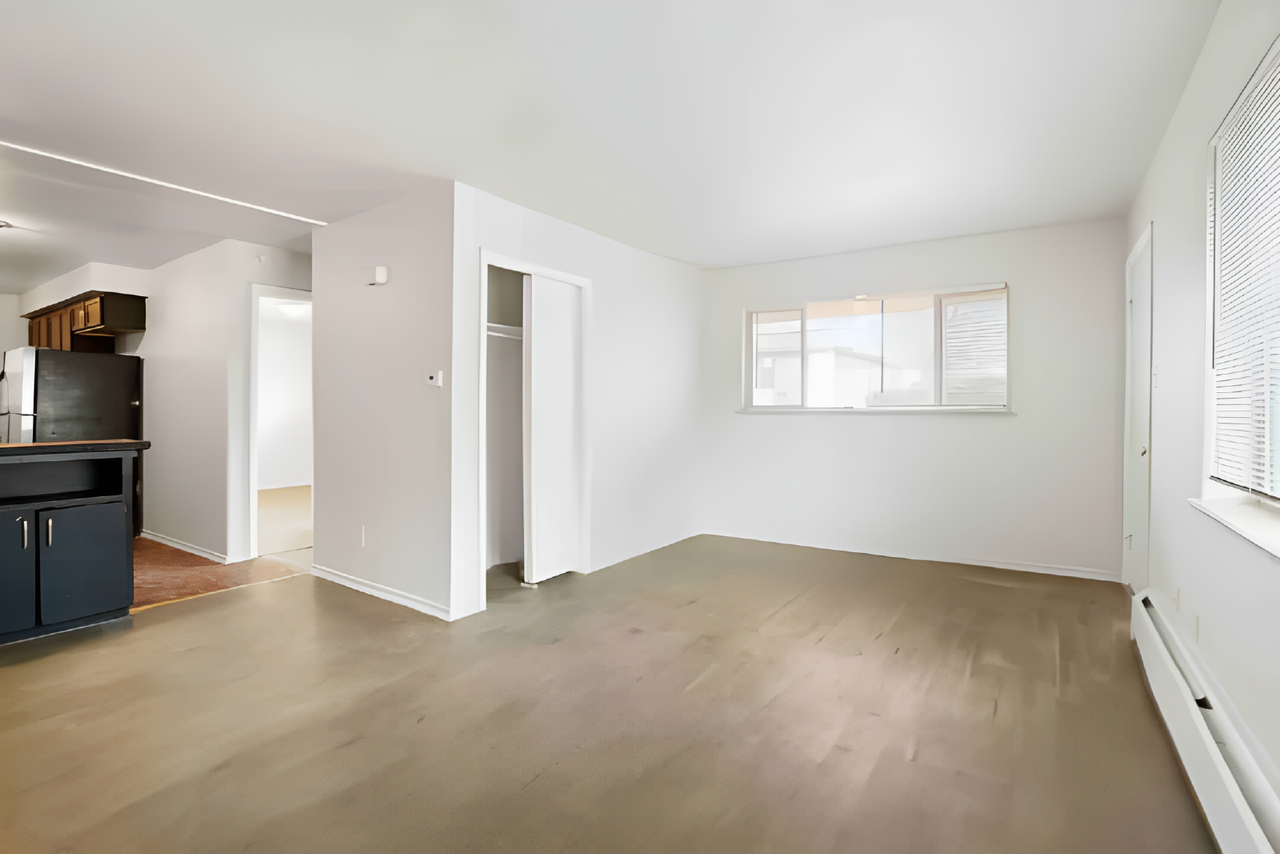 1725 Chester St #1 - Photo 3 of 14