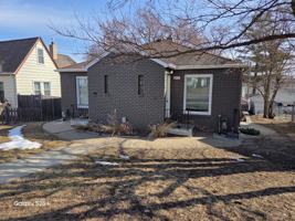 featured image of 4315 Bloomington Ave