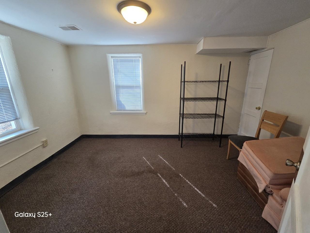 4315 Bloomington Ave - Photo 7 of 18