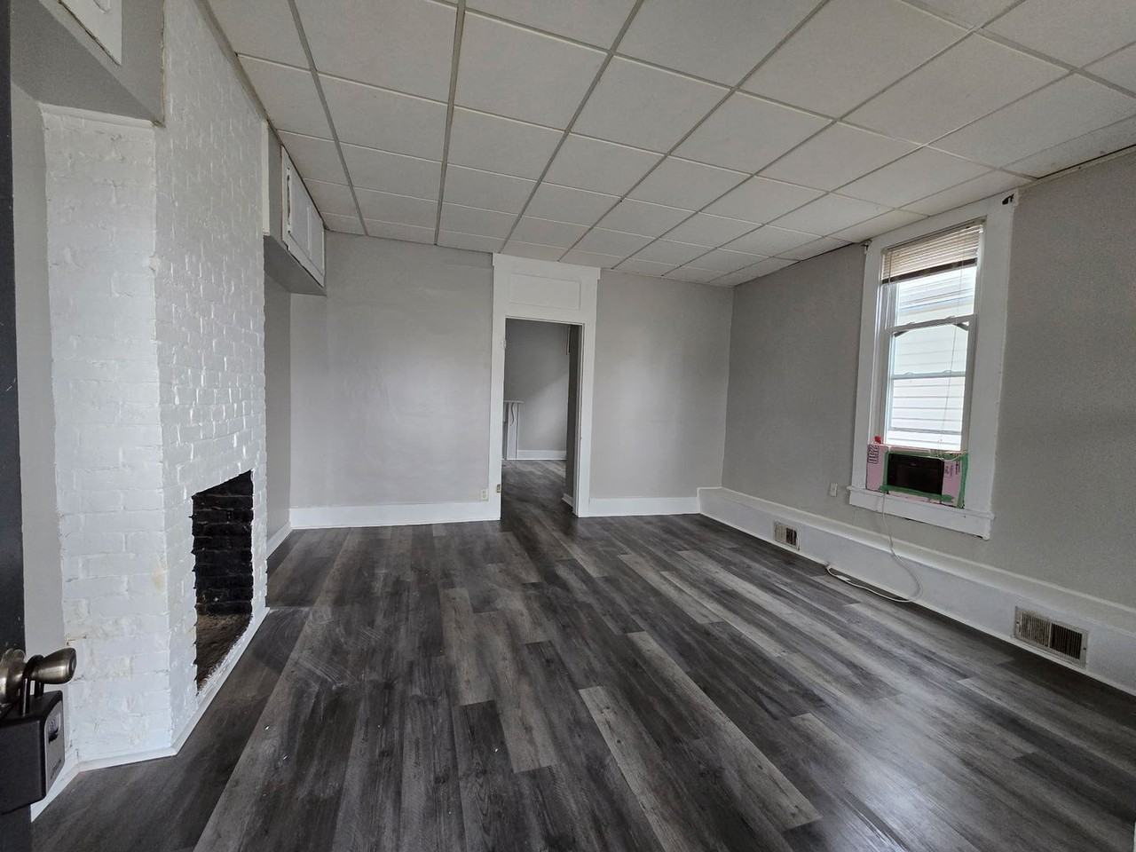 416 Cedar St - Photo 2 of 7