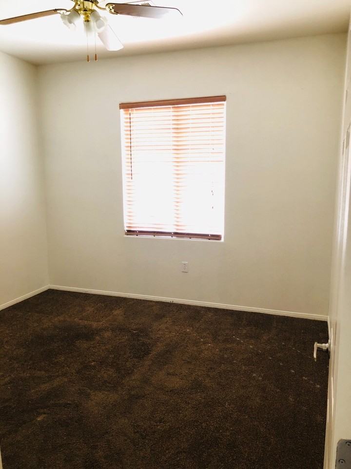 261 Fair Play St - Photo 7 of 27