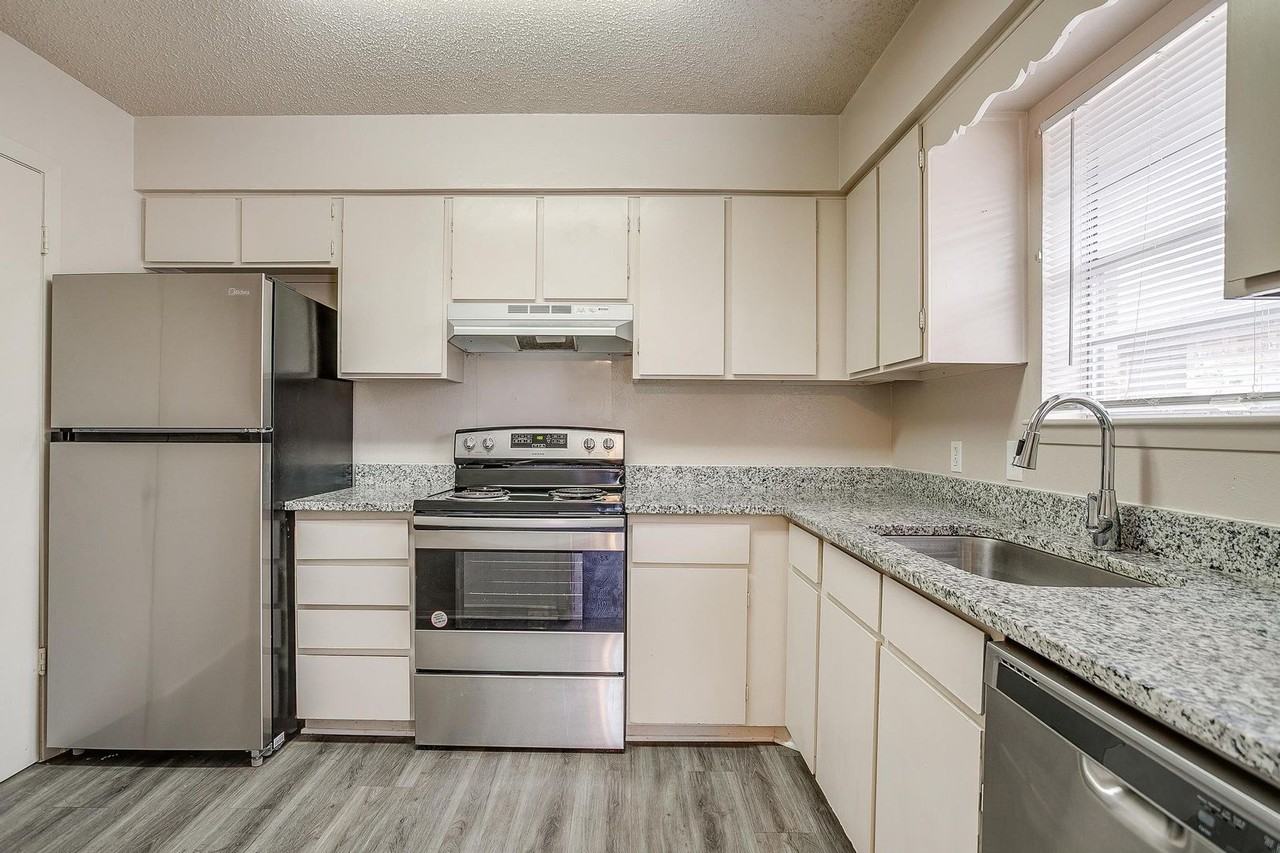 1635 Westridge Street