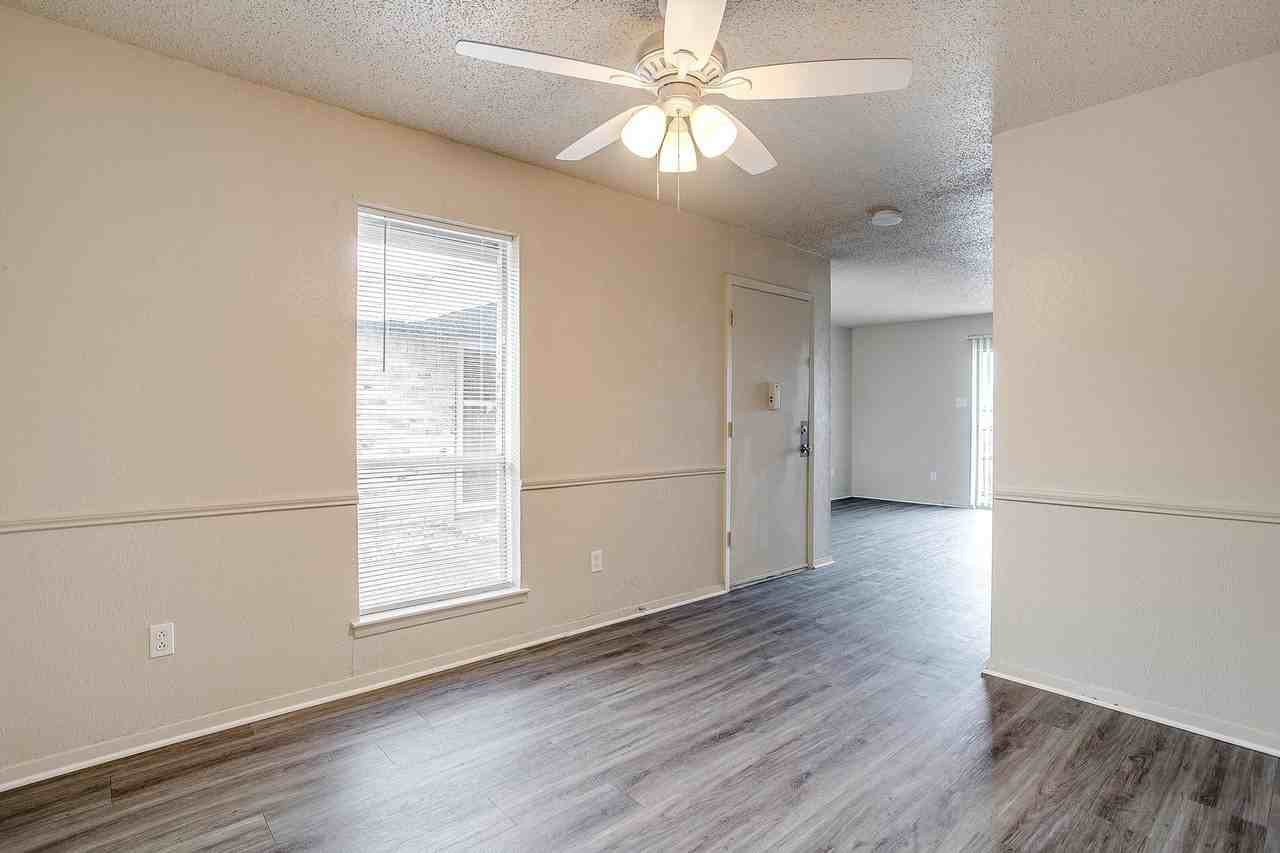 1635 Westridge Street - Photo 5 of 19