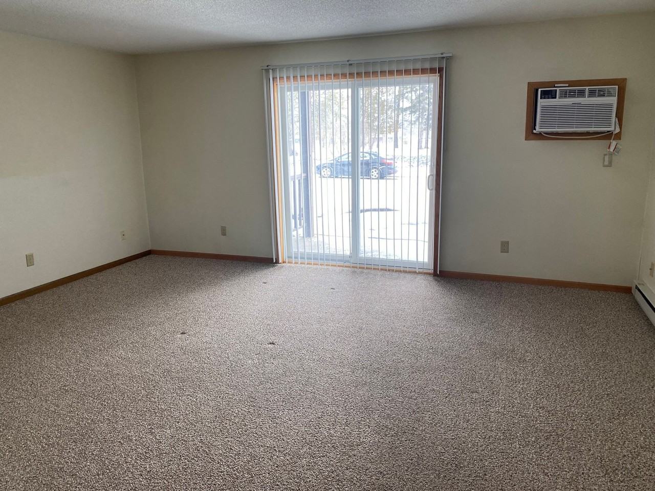 912 21st St Nw - Photo 2 of 19