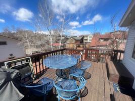 featured image of 515 E 3rd Ave