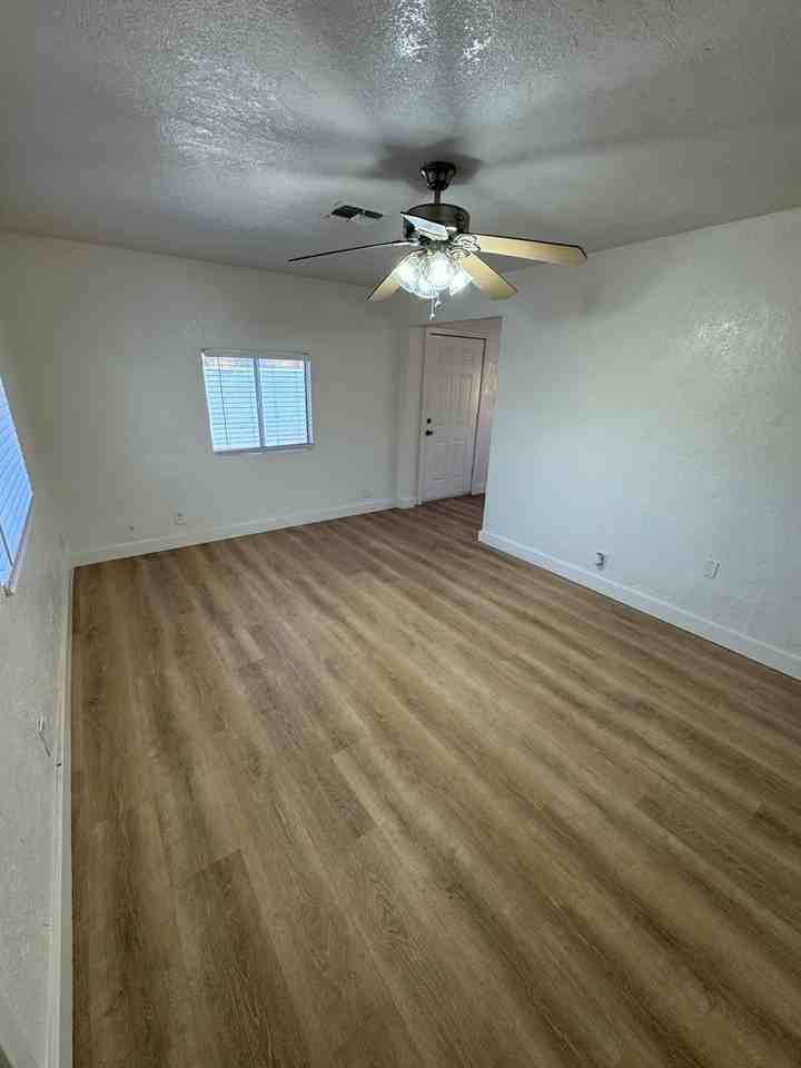 1821 E Virginia Ave - Photo 2 of 6