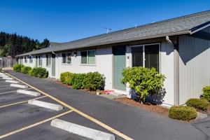 featured image of 350 S 8th St