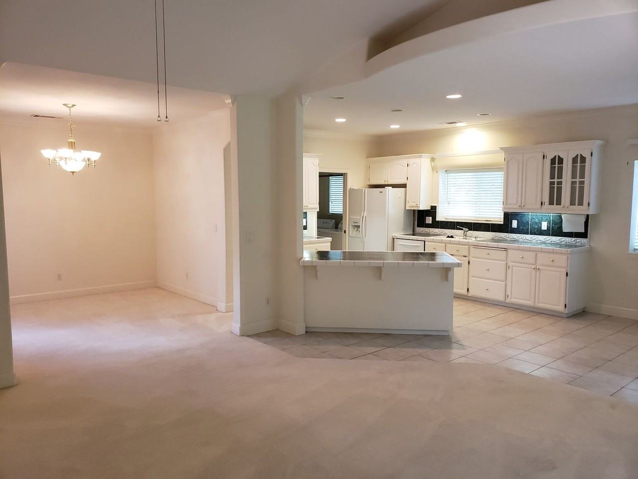 1695 Brinn Dr - Photo 3 of 17