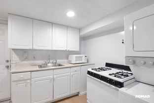 9023 48th Pl - Photo 1 of 1