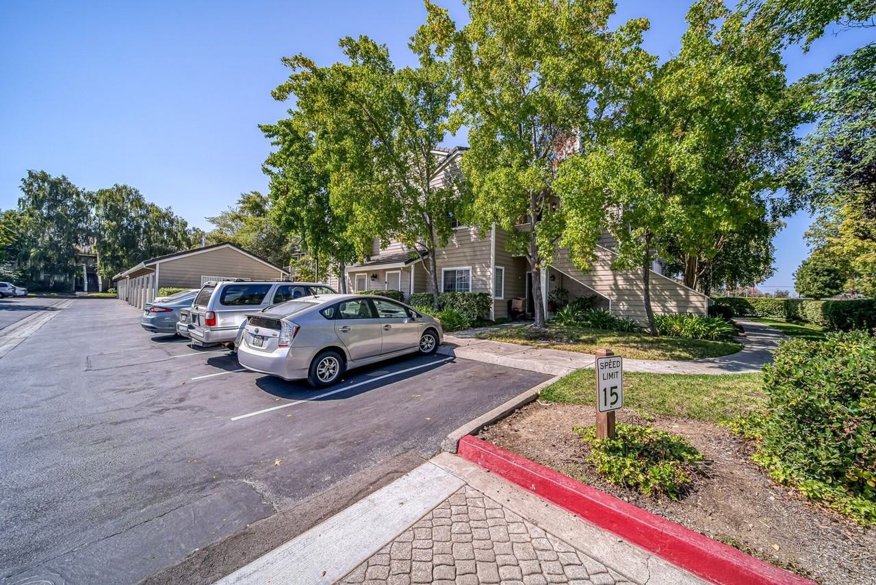 5837 Lake Crowley Pl - Photo 2 of 32