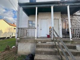 featured image of 310 E 16th Ave