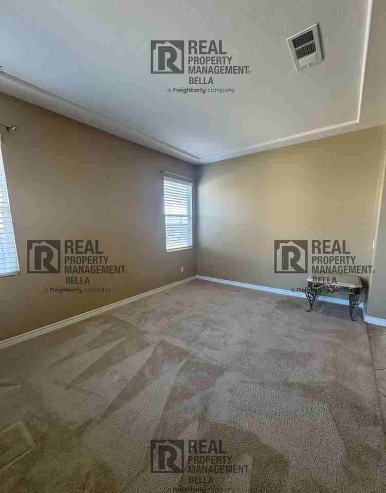 27500 Murrieta Oaks Ave - Photo 3 of 50