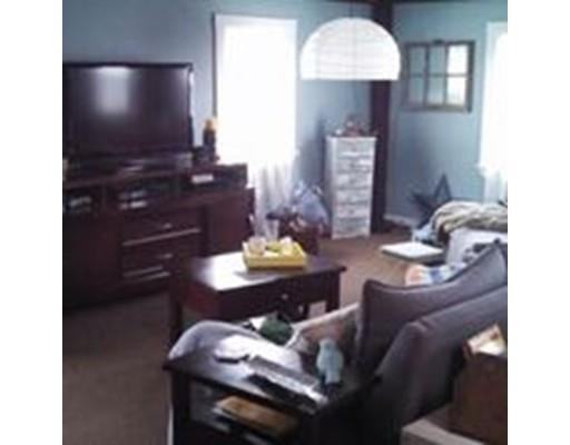 50 Court St #3 - Photo 2 of 8