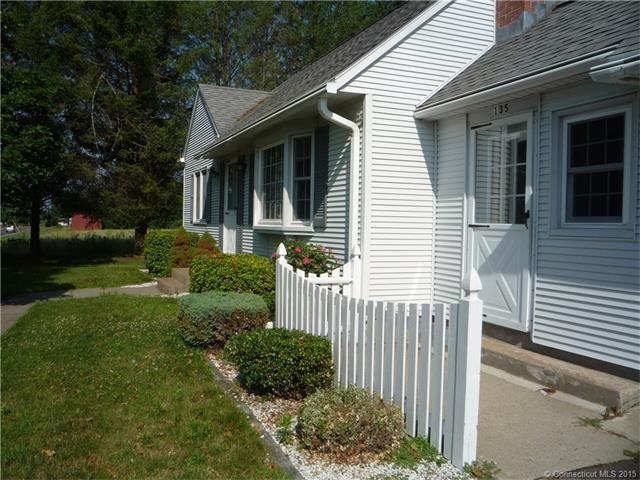 135 Moody Rd - Photo 3 of 17