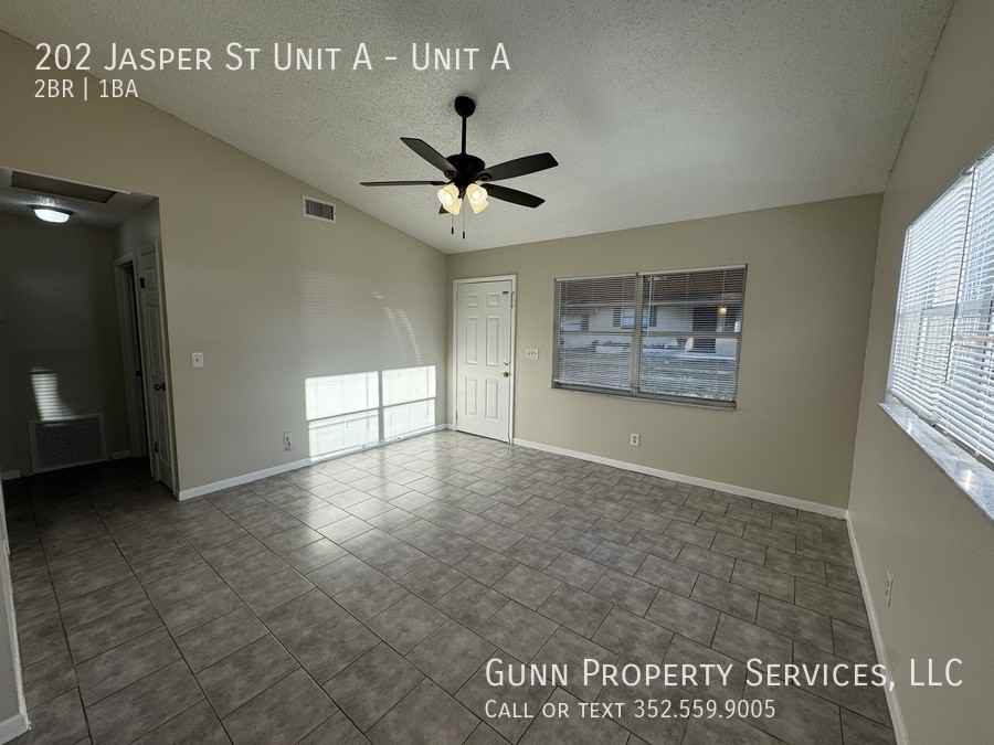 202 Jasper St Unit A #A - Photo 3 of 11