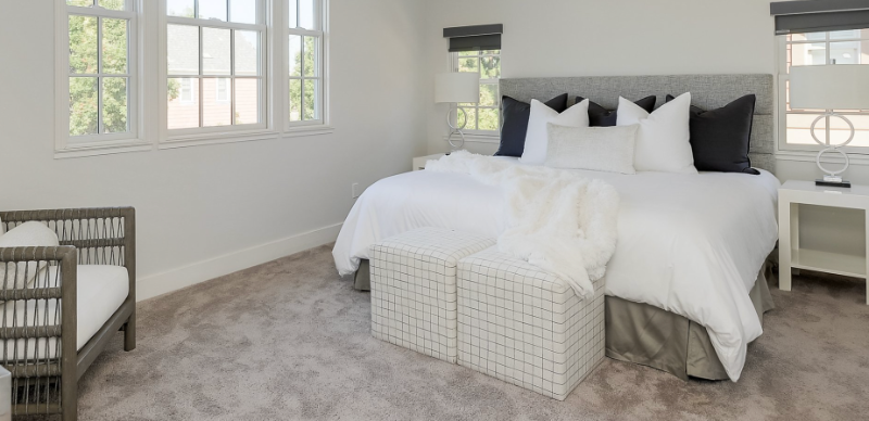 925 Valencia Ave - Photo 3 of 9