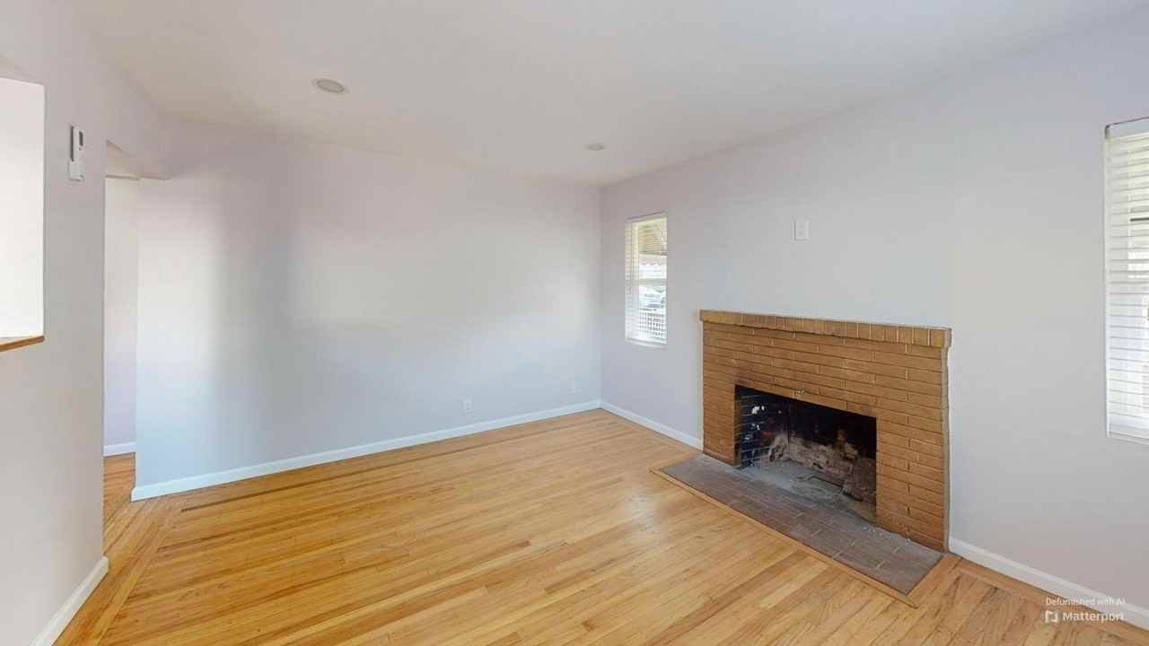1115 Ruby St - Photo 2 of 14