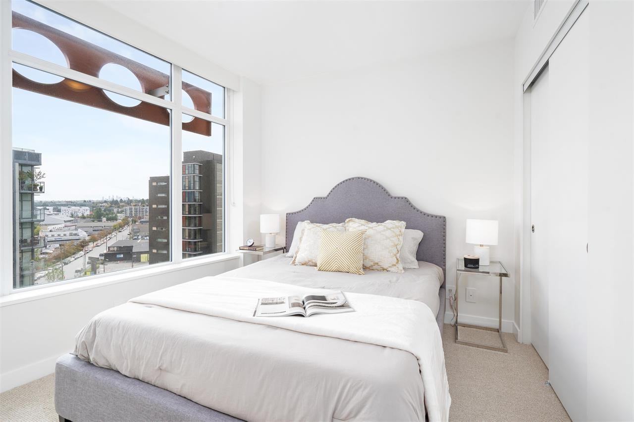 111 E 1st #1102 - Photo 7 of 25