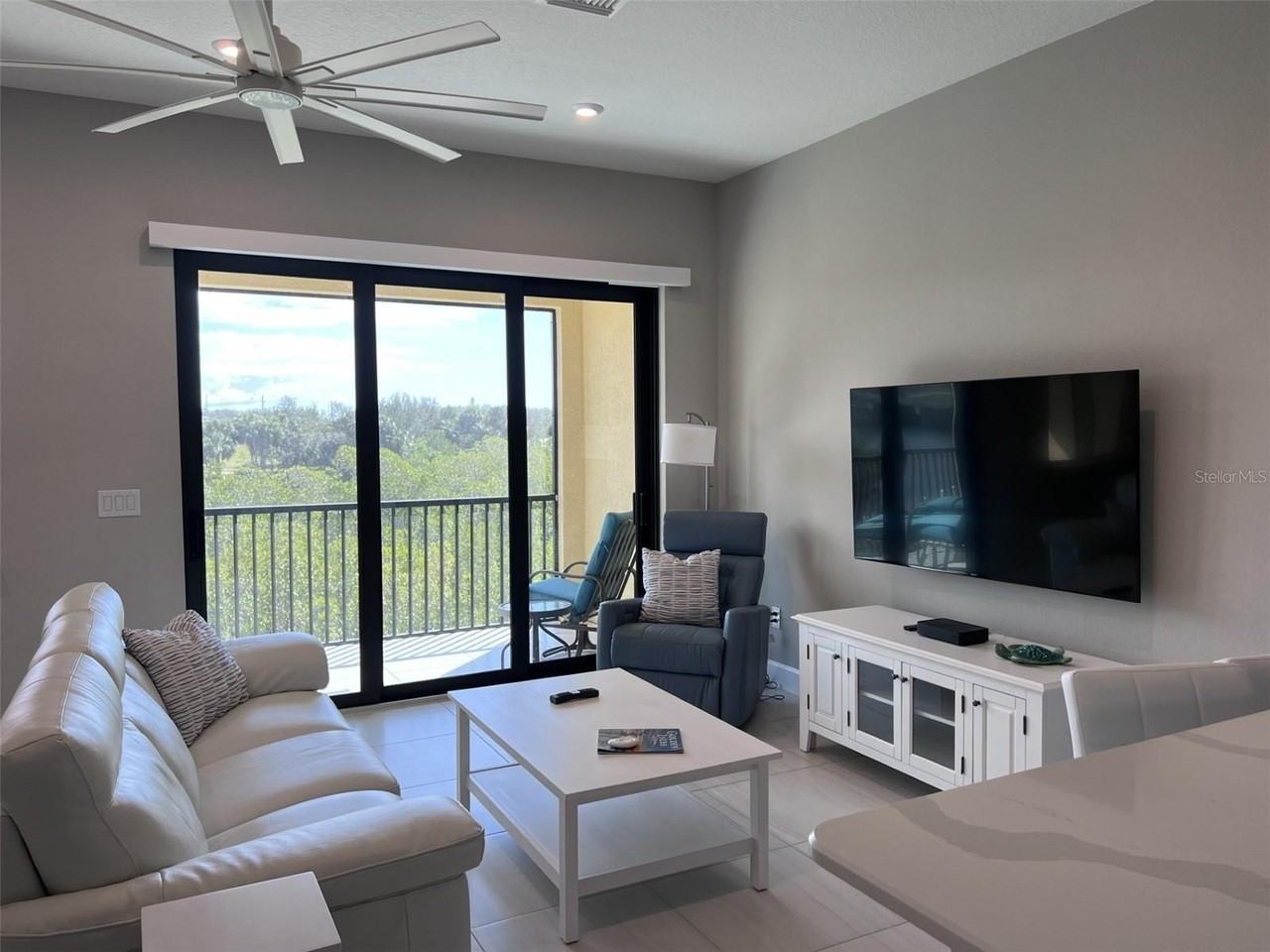 5569 Cannes Circle - Photo 6 of 17