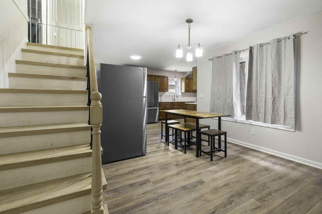 Morrison Rd - Photo 2 of 12