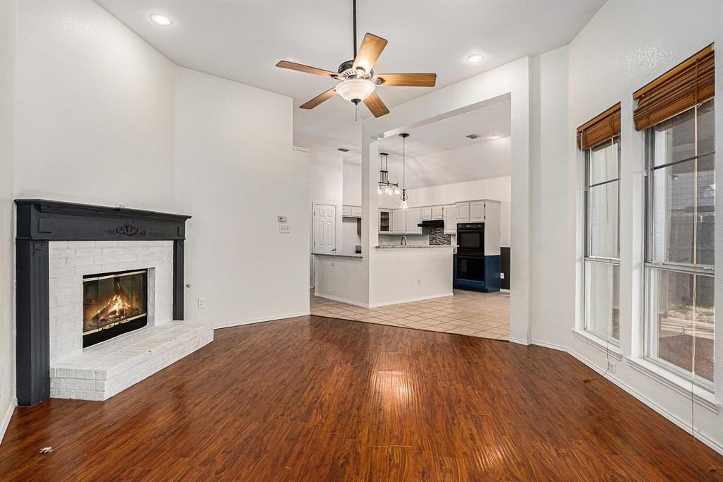 8477 Island Cir - Photo 5 of 25