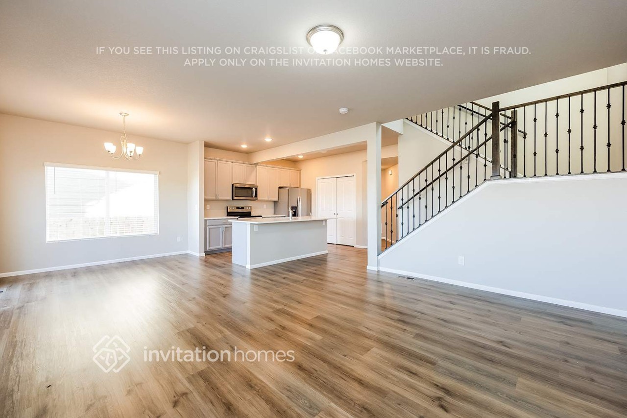 11137 House Finch Ln - Photo 6 of 19