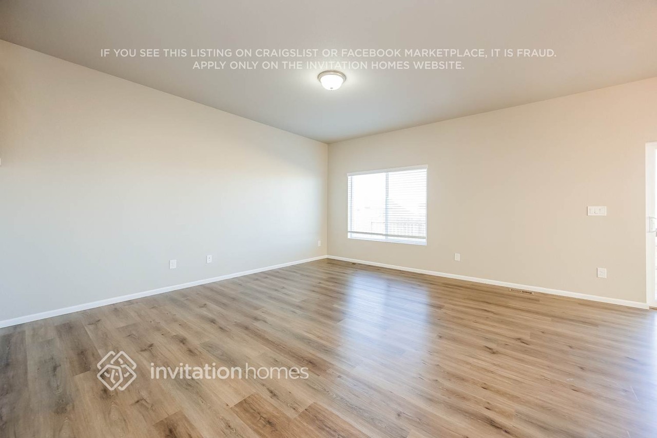 11137 House Finch Ln - Photo 5 of 19