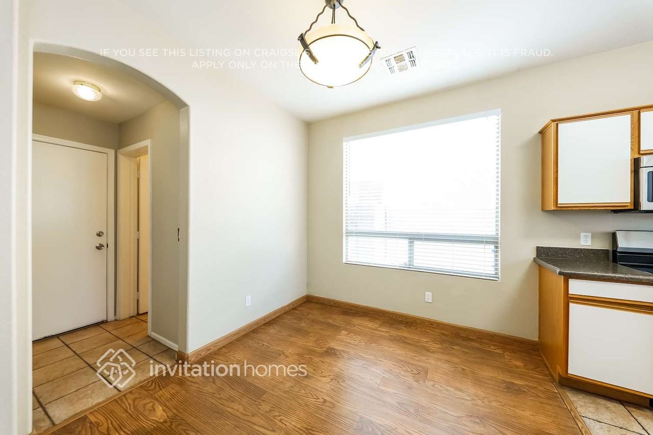 1935 N Lazona Dr - Photo 7 of 18