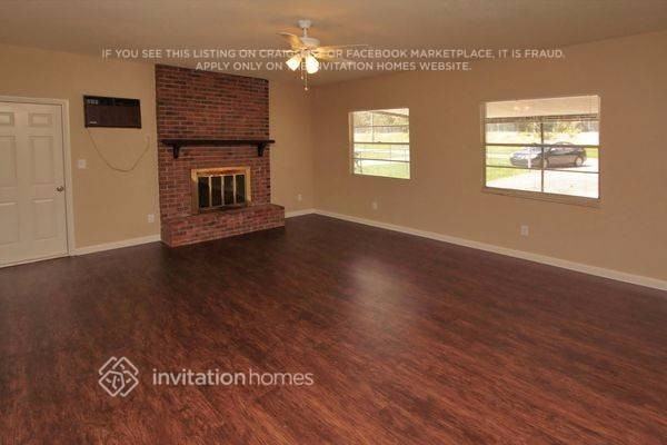 6207 Harney Rd - Photo 2 of 9