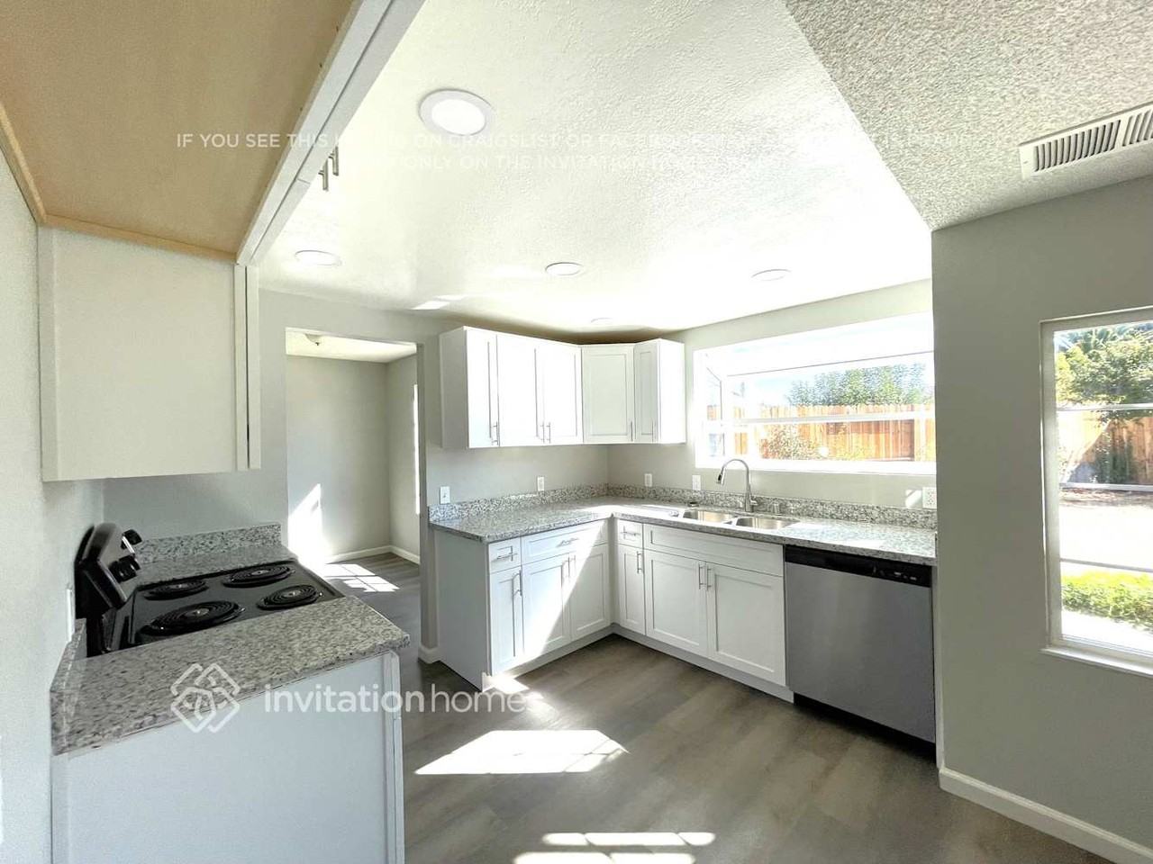 170 Opal Dr - Photo 4 of 17