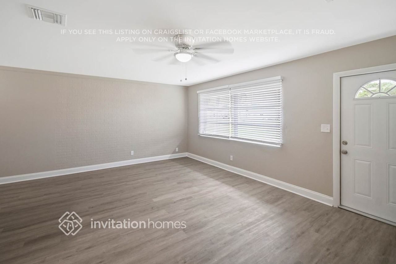 722 W Ilex Dr - Photo 3 of 22