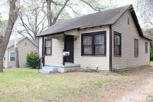 1104 S Jackson St - Photo 1 of 1