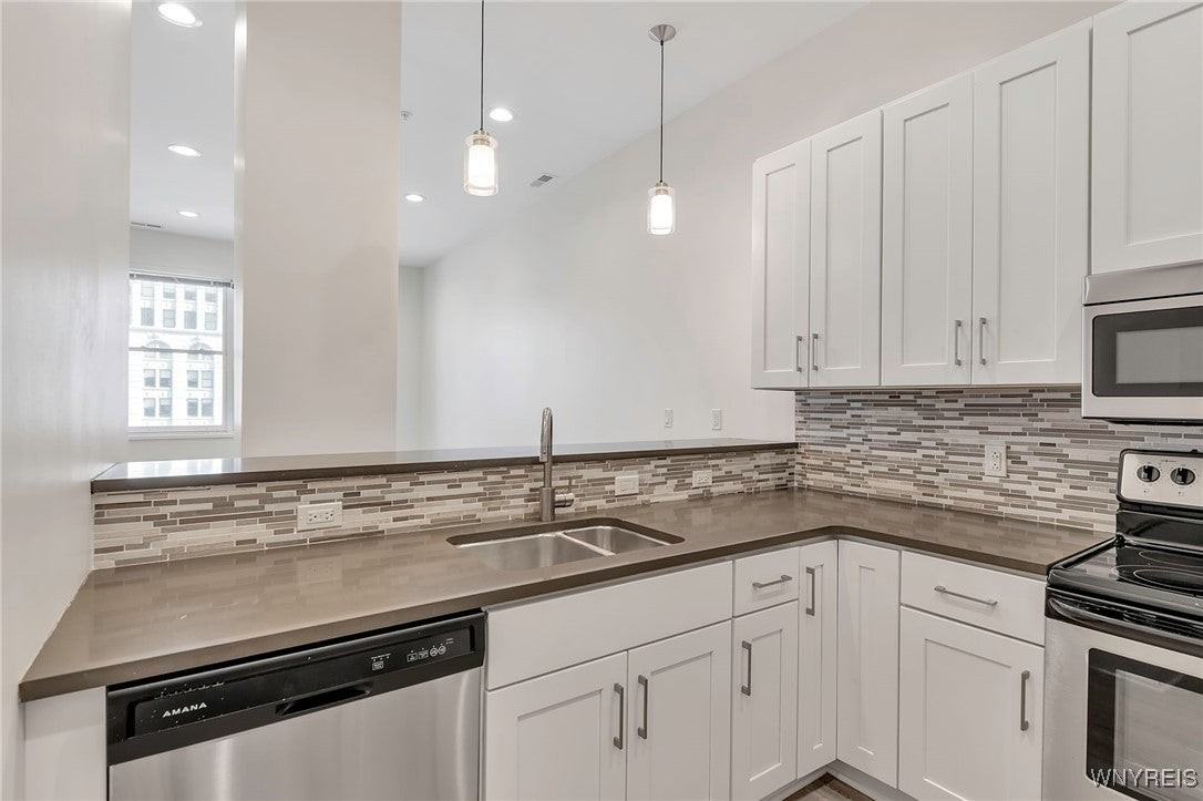 251 Main St - Photo 6 of 37