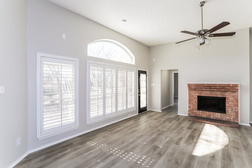 2617 Crystal Falls Dr - Photo 4 of 16