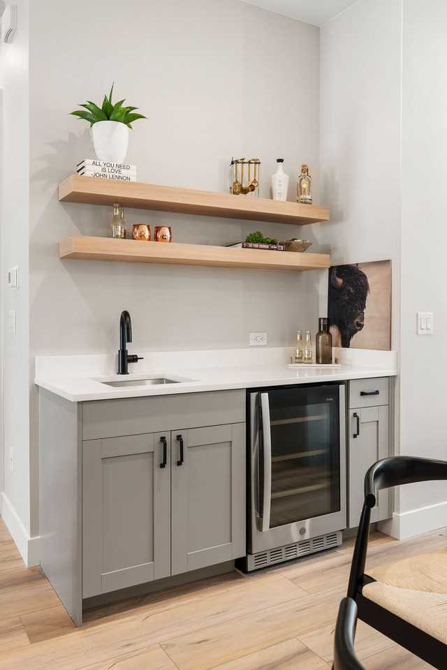 A Line Townhomes Central Park - Photo 4 of 26