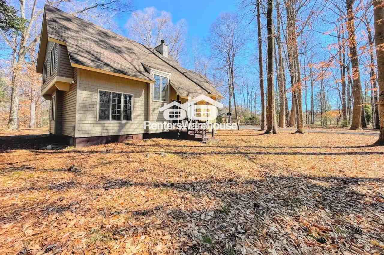 4552 Starcher Ct - Photo 2 of 35