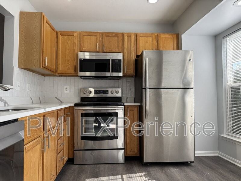 13052 Salford Ter - Photo 3 of 31