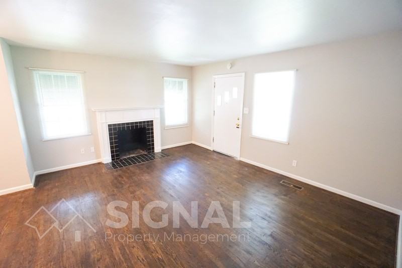 1629 2nd Ave W - Photo 3 of 25