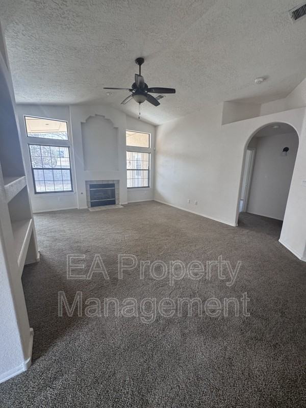 11606 Herman Roser Ave Se - Photo 4 of 26