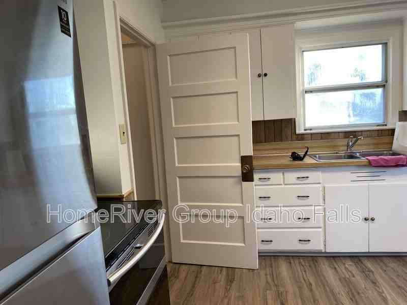 777 Ne - Photo 5 of 18