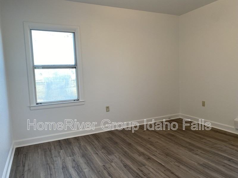 777 Ne - Photo 7 of 18