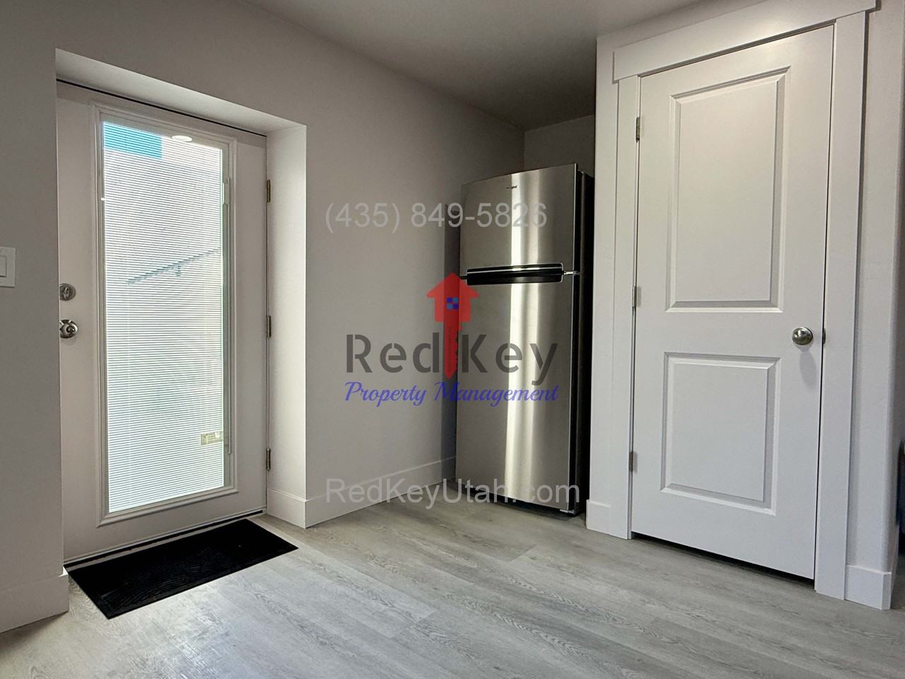 283 Cove Cir - Photo 2 of 10