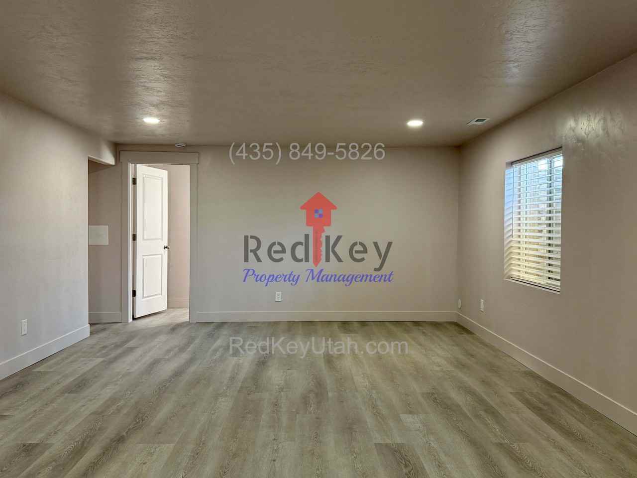 283 Cove Cir - Photo 3 of 10