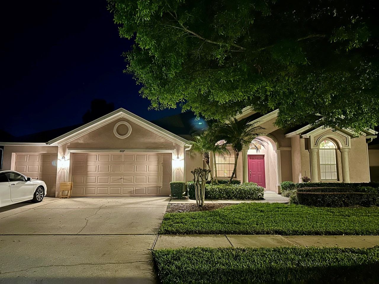 1007 Sweet Breeze Dr - Photo 4 of 21