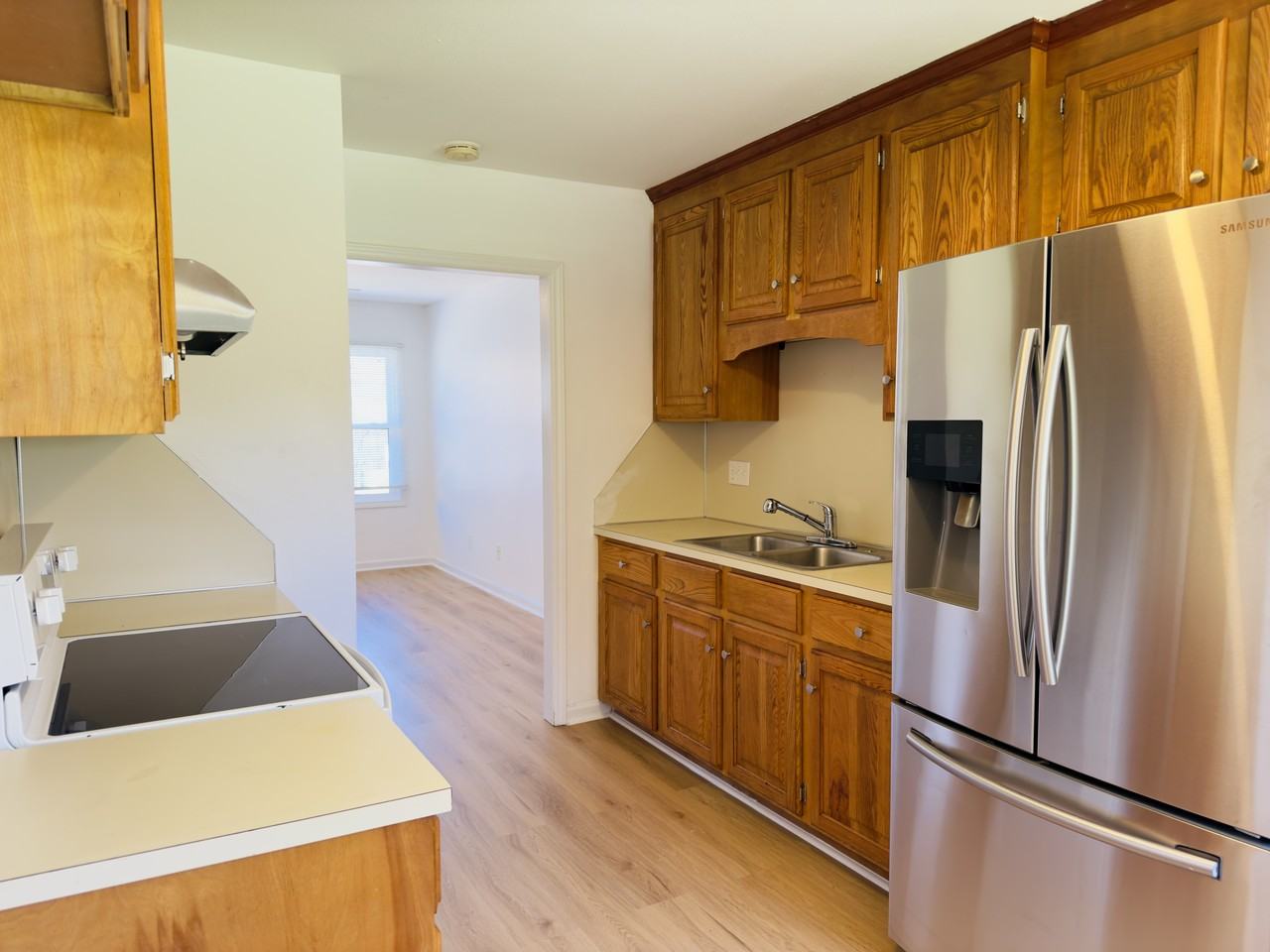 104 Brumley Ave Ne #1 - Photo 3 of 15