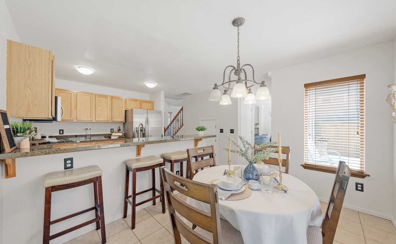 5304 25th Avenue Northwest - Master Unit - Photo 4 of 11