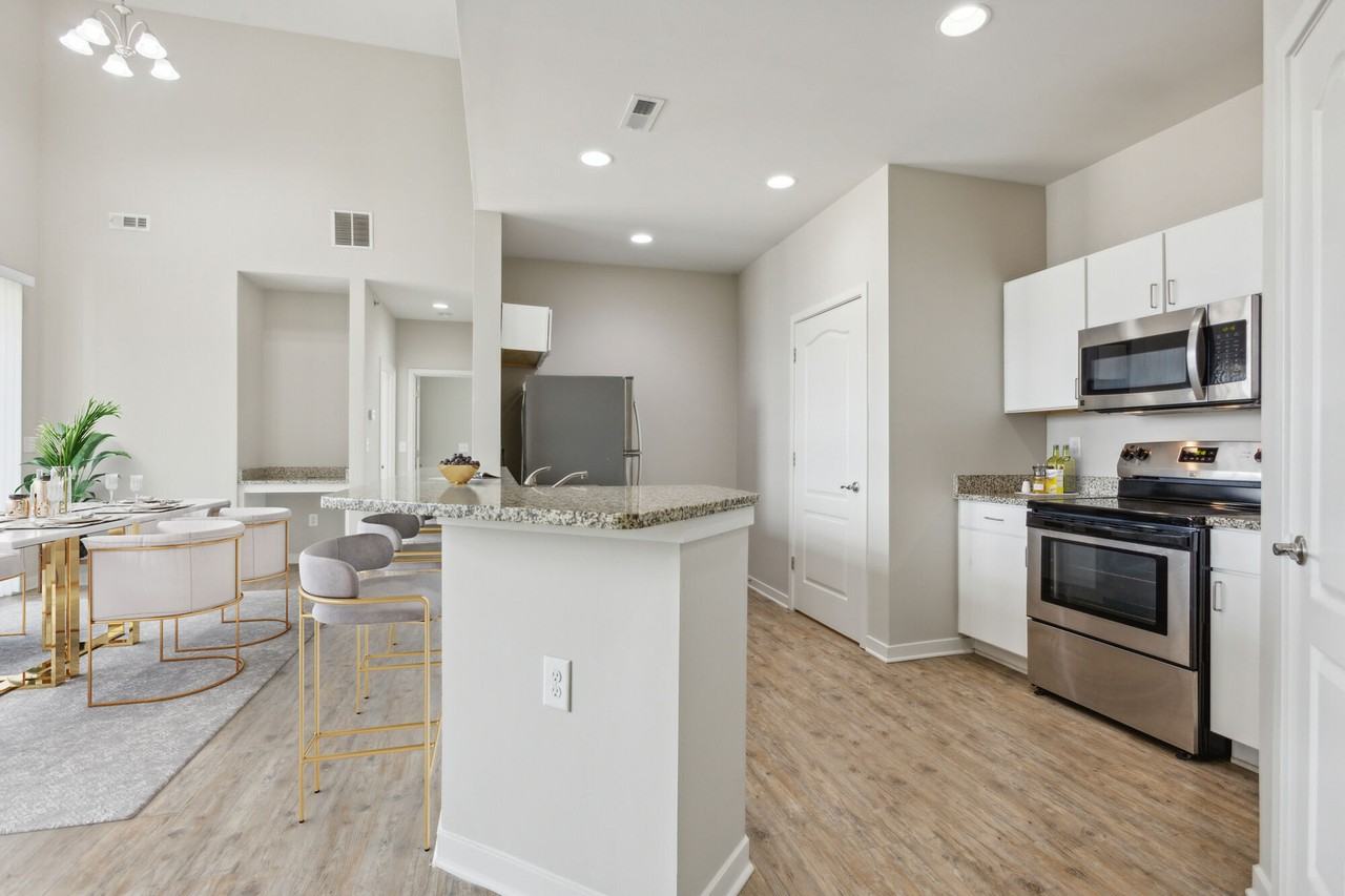 Creekside at Deer Crossings - Photo 3 of 27