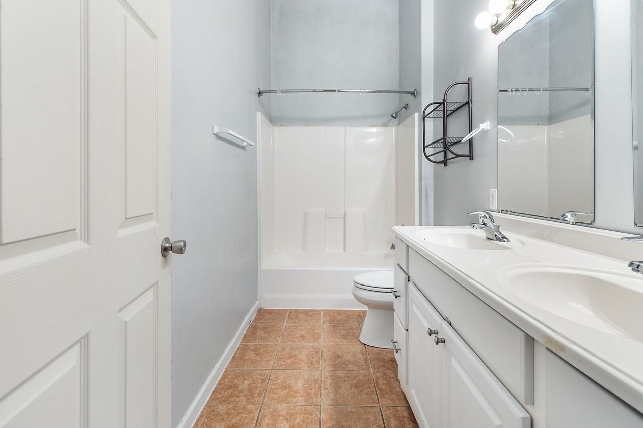 400 Forest Avenue - Photo 7 of 50