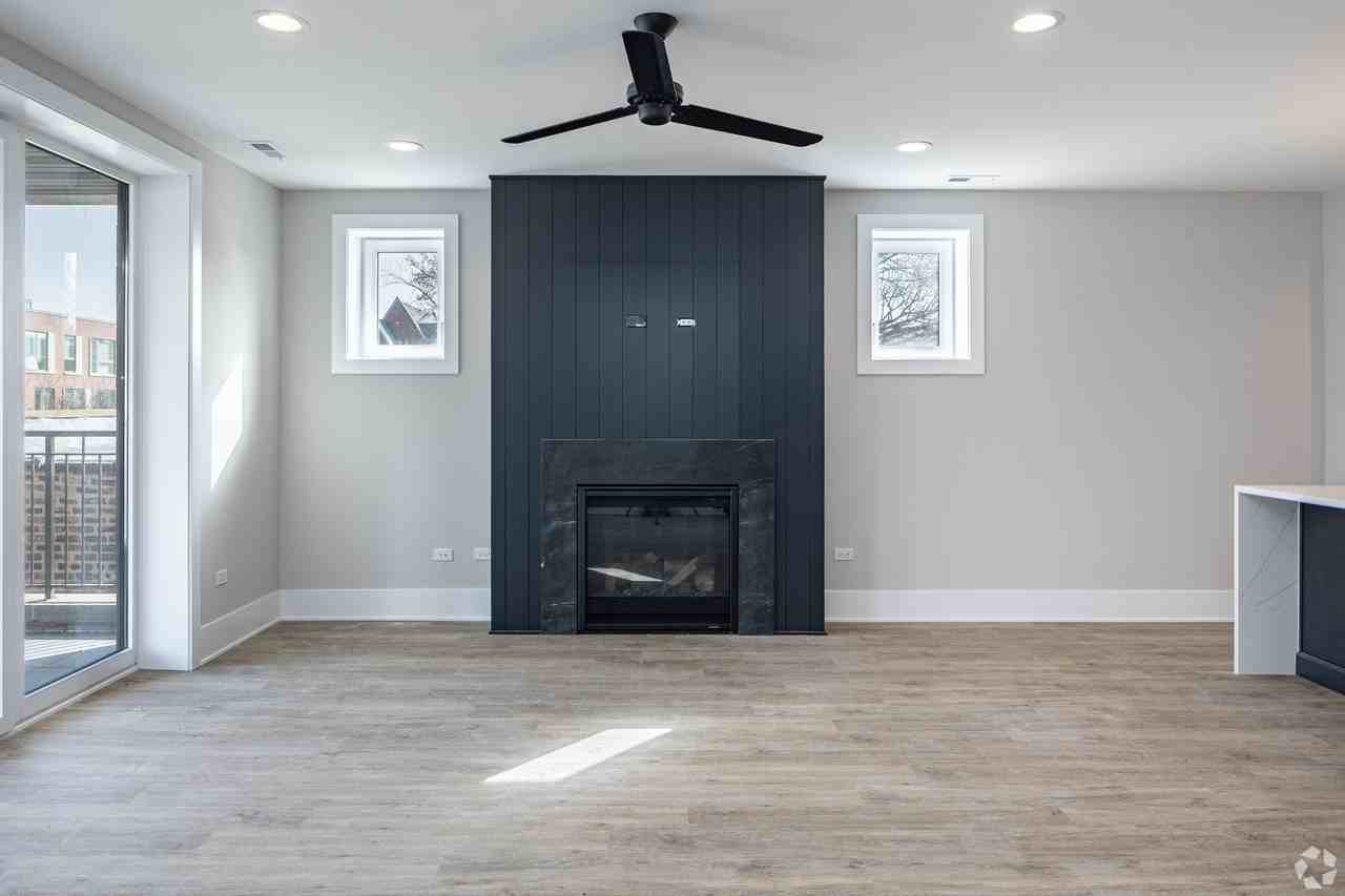 1647 W. Irving Park Road - Photo 3 of 30